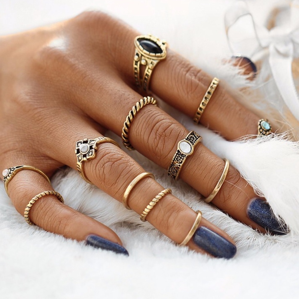 ELLE 🦋 Boho Bohemian Gold Dainty Set of Rings